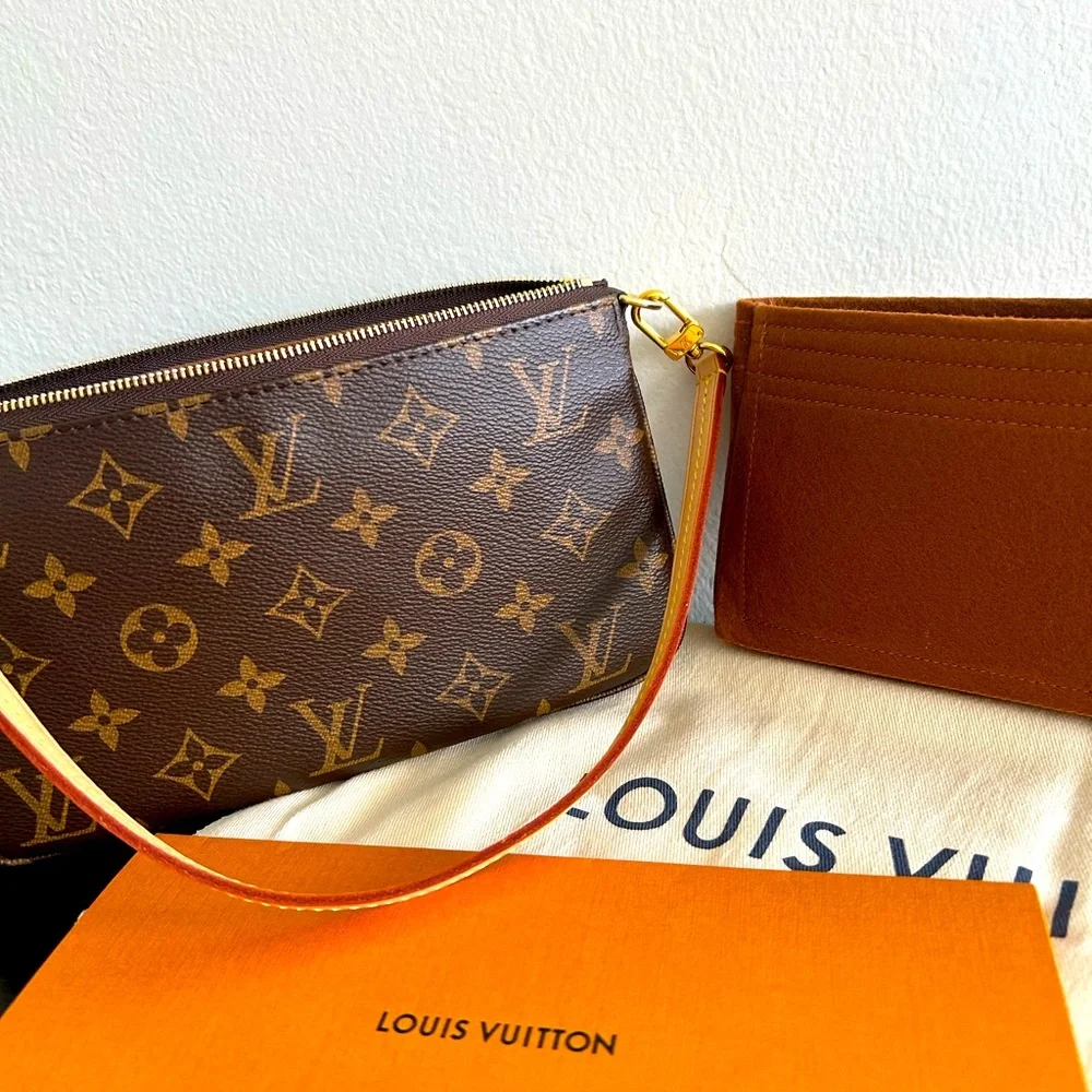 Louis Vuitton Mini Bag in Brown with Gold Accents - Picture 1 of 14